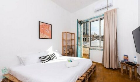Authentic Private Bedrooms in the Heart of Tel Aviv