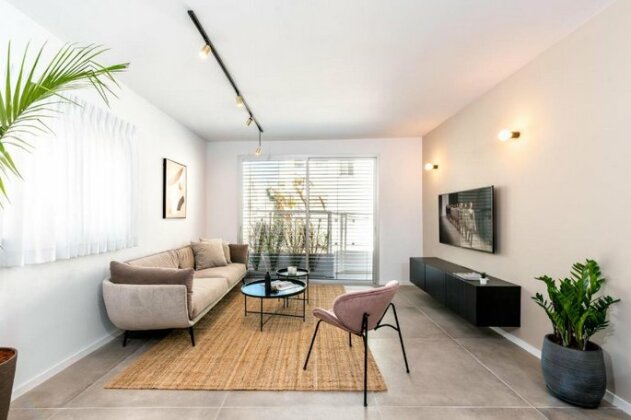 Beach Apartments TLV - Exclusive - Photo3