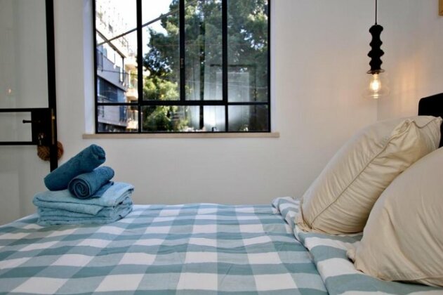 Beautiful 2 Bedrooms Apartment With Balcony -Central Tlv 3 Min To The Beach - Photo5