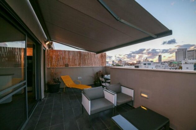 Beautiful Penthouse 5 next to Rothschild Blvd - Photo4