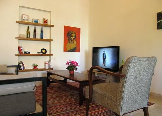 Bedani's Apartment - Photo5