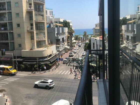 Bugrashov St 2R with sea view perfect location - Photo4