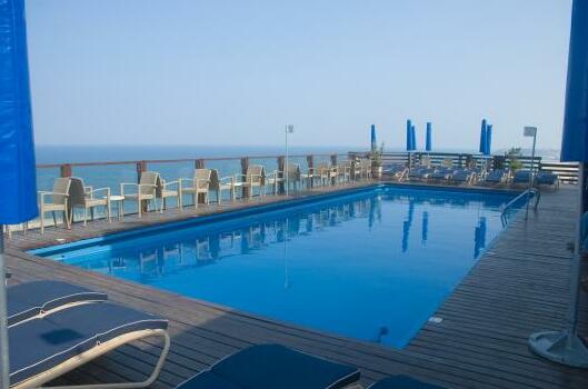 Carlton Tel Aviv Hotel - Luxury on the Beach - Photo2