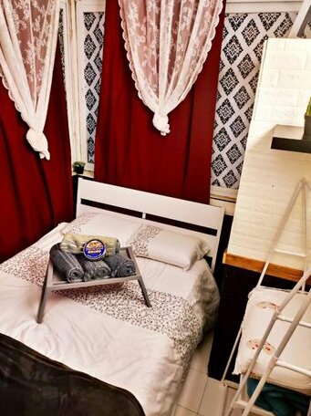 Carmel Market Apartments - Photo4