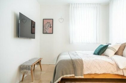 Chic Neve Tzedek 3BR & PARKING with Spacious Terrace - By BerryStays