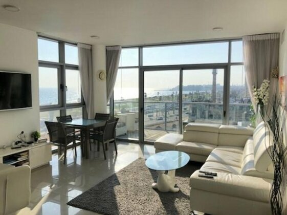 Crazy Sea View - 3BR with Parking - Top location - Photo2