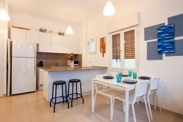 FeelHome - Sheinkin St - Photo4