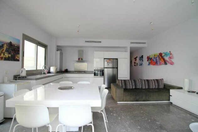 Frishman 9 by the beach - 3bedrooms with terrace - Photo3