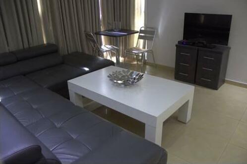 Gordon Inn Hotel - Photo3