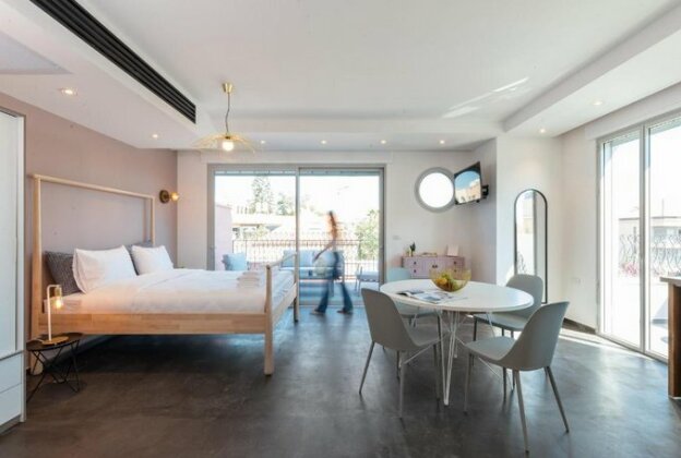 KEDEM - By Beach Apartments TLV - Photo2