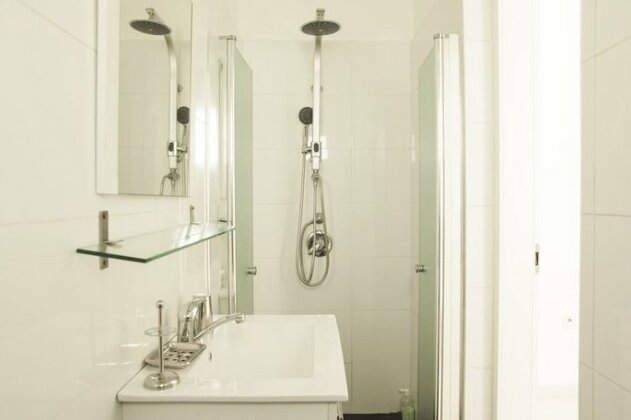 Kerem Hateiminim Apartments - Photo4
