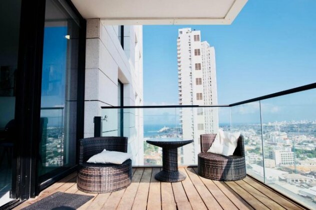 Luxury TLV center steps to Rothschild 4BR 3BA high floor +Balcony/Parking - Photo4