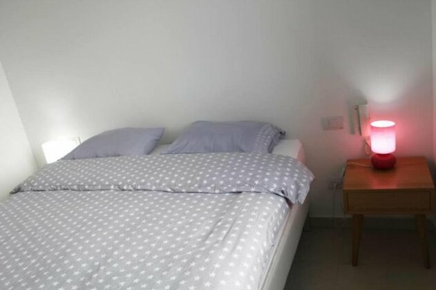 Maon 5 -Florentine area-2 bedrooms balcony-Apt 253