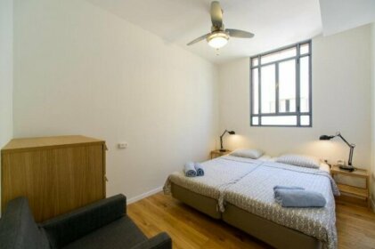 Neve Tsedek Amazing 4 Bedrooms House - Deganya st