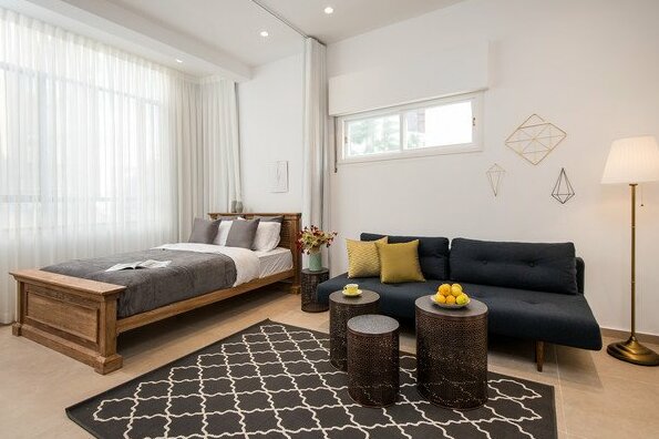 New Luxurious studio Apt in Central TLV - Photo3