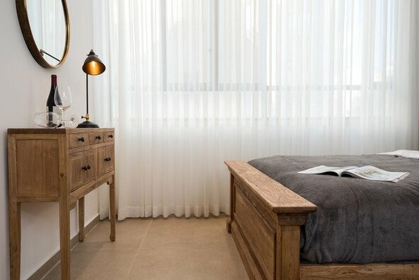 New Luxurious studio Apt in Central TLV - Photo4