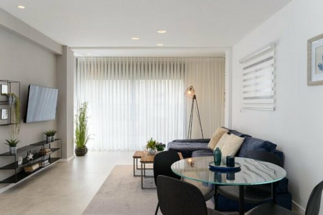 Park by TLV2rent - Photo2
