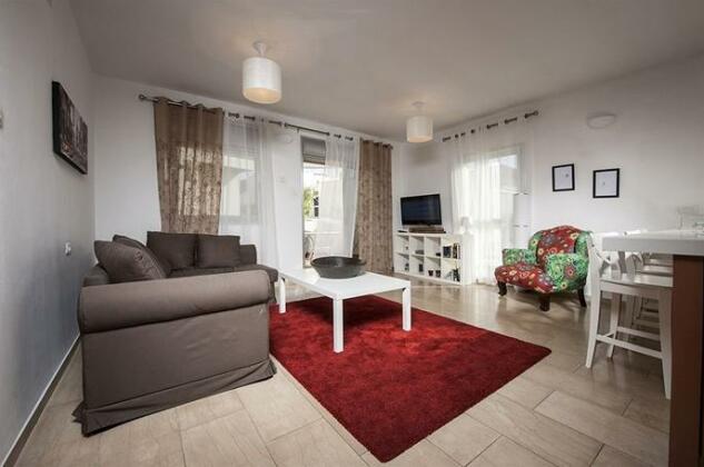Peer Guest House - Photo3