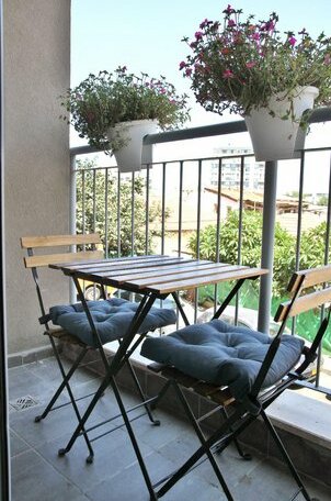 Rebecca Inn House - Florentine Chic With Balcony - Photo3