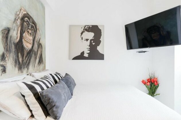 Rothschild Chic Studio - Photo4