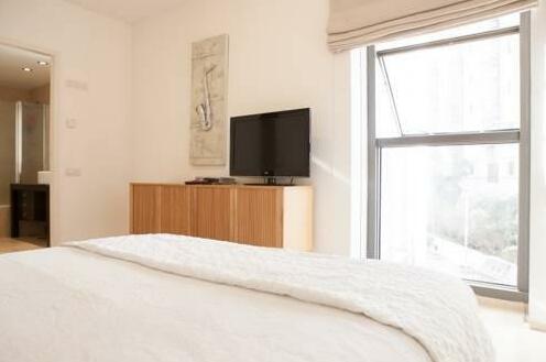 Royal Lev-Hair Apartment - Photo4