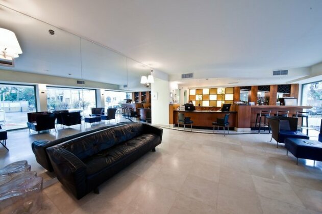 SeaNet Hotel - Photo2