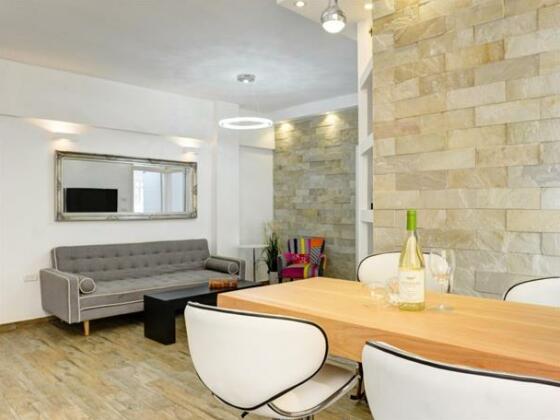 Selected TLV - Geula 41 - Photo4