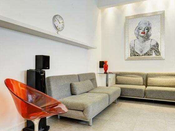 Selected TLV - Israels 17 - Photo2