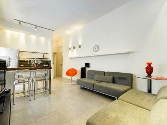Selected TLV - Israels 17 - Photo3