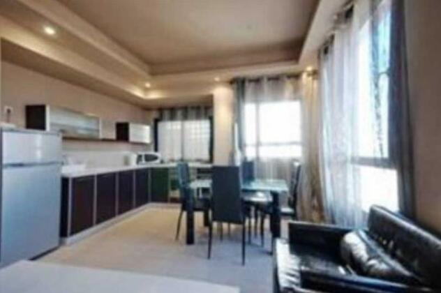 Shenkin Tower Apartments - Photo3