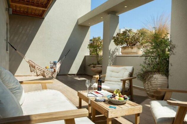 Sophisticated 3BR Penthouse in Jaffa's market - Photo2
