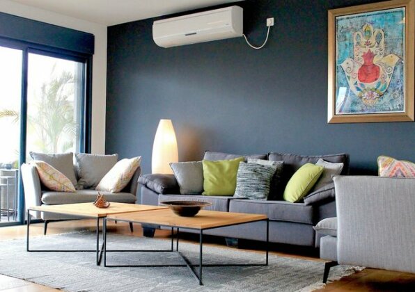 Stunning Duplex for 8 Steps from Sea - Photo2