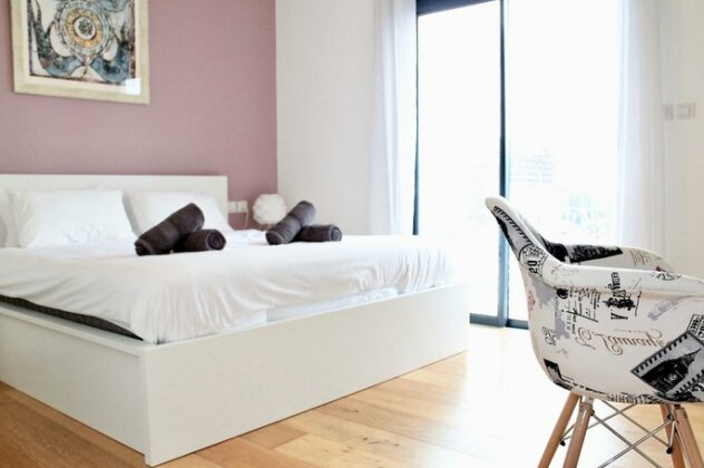Stunning Duplex for 8 Steps from Sea - Photo5