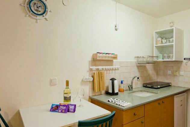 Stylish Flat Clean & Cozy In The Center Of TLV - Photo5