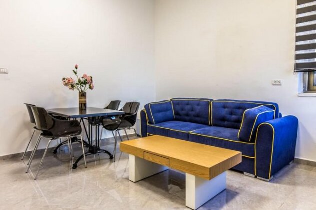 Sunset Beach Apartments Tel Aviv - Photo4