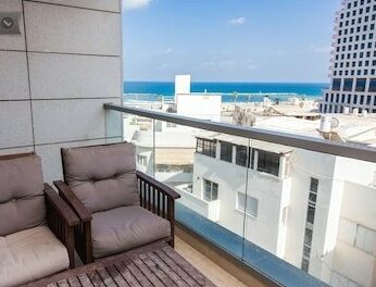 Sunshine Suites - Photo2