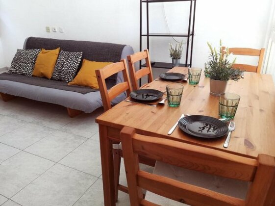 Tel Aviv beach apartment Location and quality - Photo2