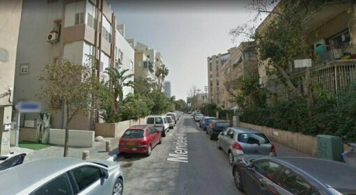 Tel Aviv beach apartment Location and quality