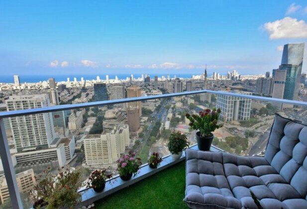 TOP 40 Floor Luxury on the TOP of Tel Aviv - Photo4