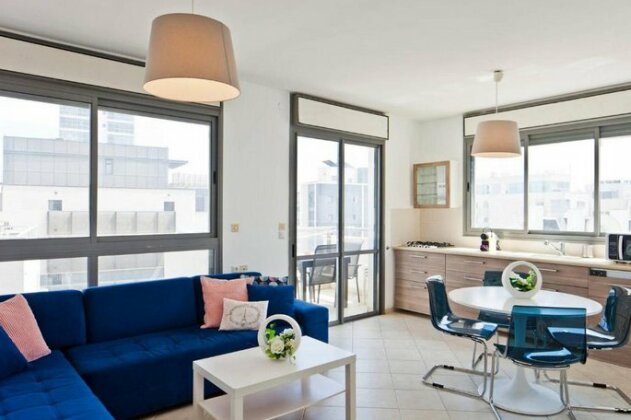 Trust Inn - Hakovshim Sea View & Parking - Photo2