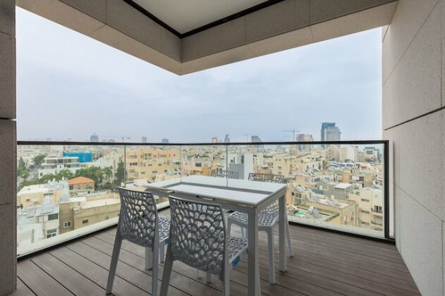 White City Tower - Photo2
