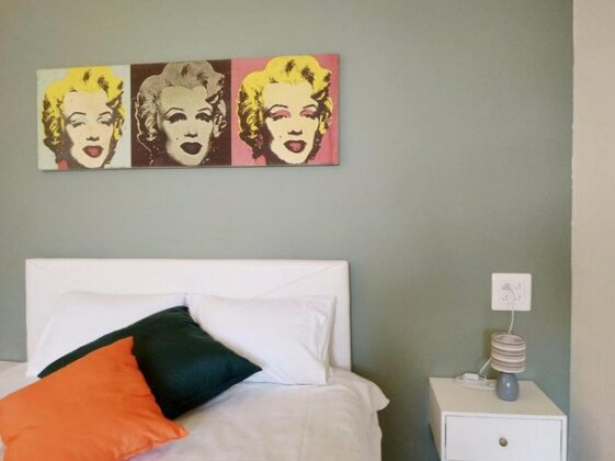 Yuval's Cozy Guesthouse - Photo2
