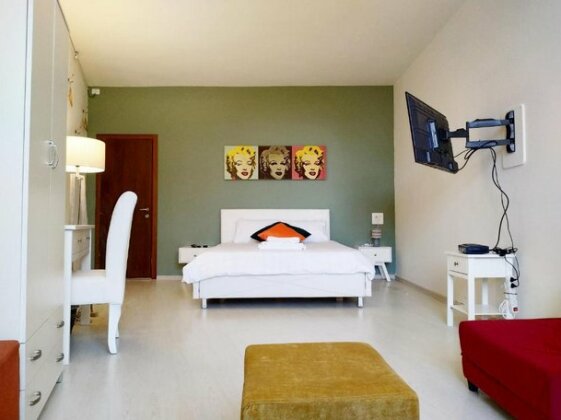 Yuval's Cozy Guesthouse - Photo4