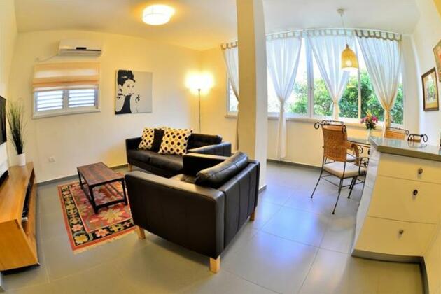 Ziv Apartments - Hayarkon 196 - Photo2