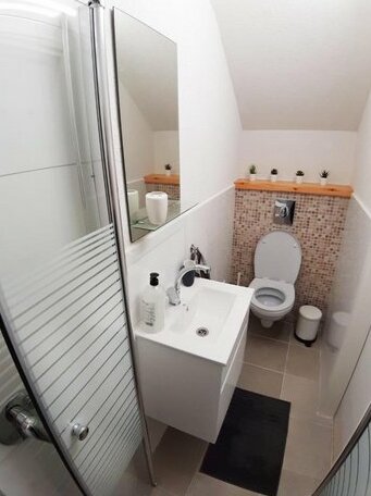 Modern Apartment with Lake View Tiberias - Photo4