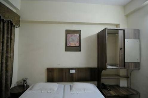 Amba Inn Hotel - Photo5