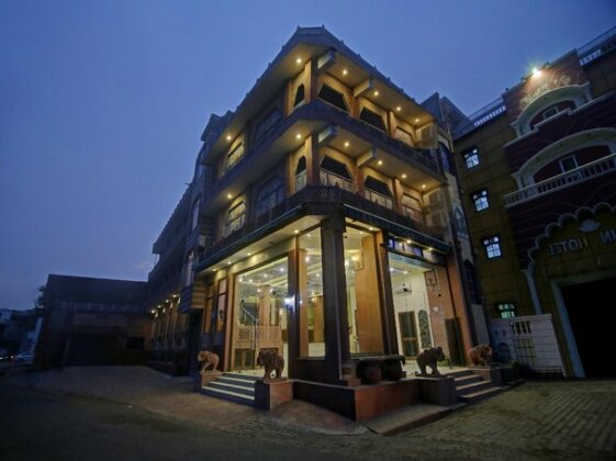 Capital O 31045 Hotel Taj Residency & Taj View Cafe