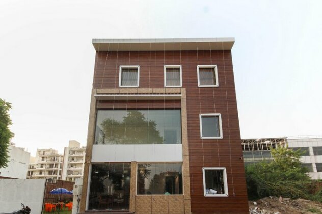 Photo 3
