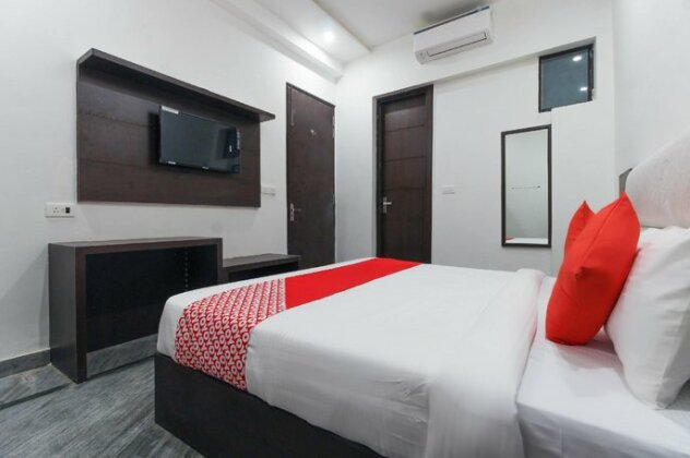 Capital O 62878 Comfort Enn - Photo3