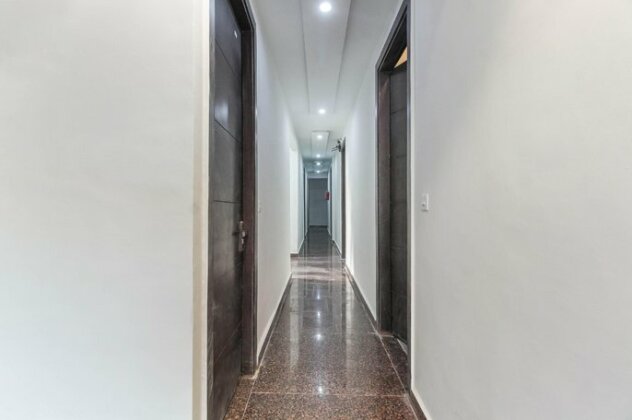 Capital O 62878 Comfort Enn - Photo4
